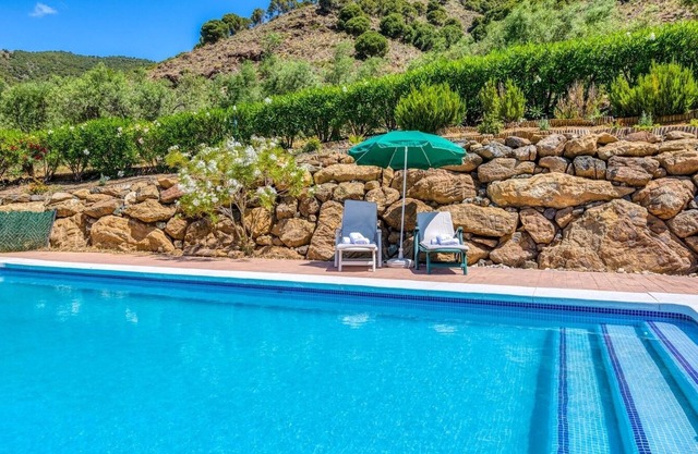 Casa Rural Los Cucos Álora by Ruralidays