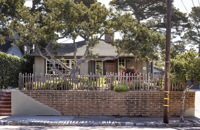 Casa Siesta - Charming Carmel-by-the-Sea luxury rental near downtown Carmel and Carmel Beach