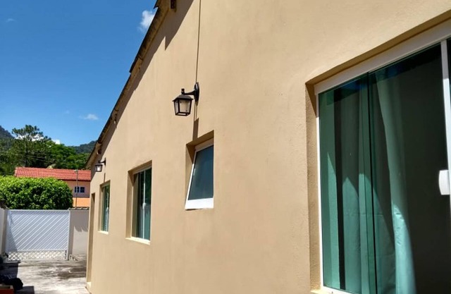 CASA TERREA PERUIBE A 5 MIN DU CENTRE, BELLE VUE, PROCHE DE TOUT.