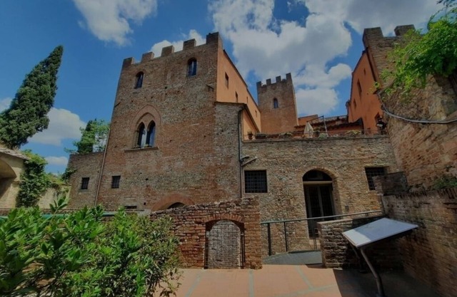 Casa Torre - Tower House - Tuscany