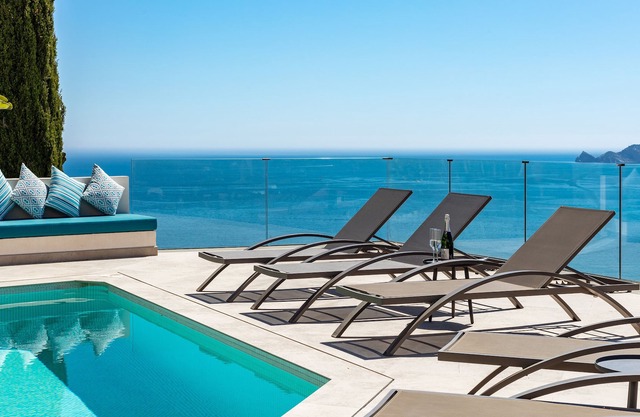 Casa Vista Azul above the port of Jávea with an amazing view!