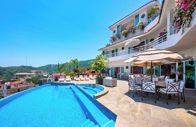 Vues à couper le souffle sur Vallarta, Tout le personnel, Piscine à débordement, Jacuzzi, Promenade à la plage, WIFI gratuit