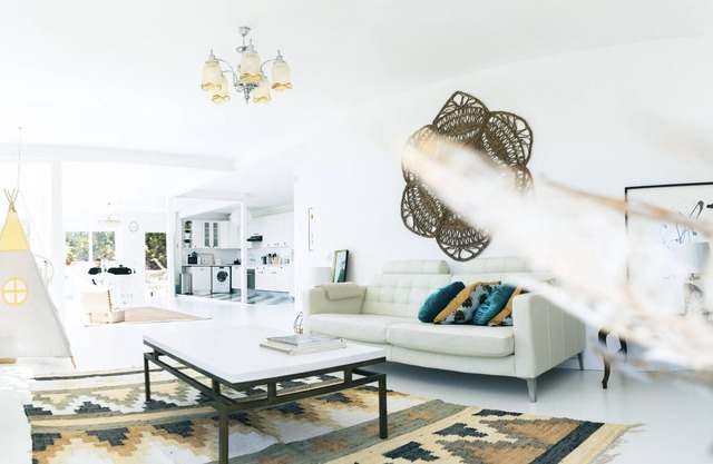 Casablanca: Villa de Diseño en La Cabrera, Madrid
