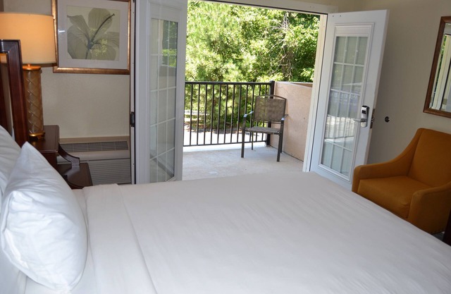 Cascades Inn