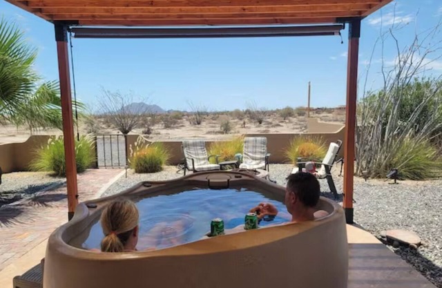 Casita Luna au Ranch El Dorado Piscine / Spa / WiFi / Barbecue