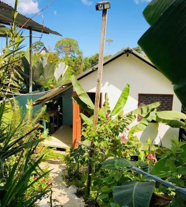 Casita Tangara con balcón y agua caliente