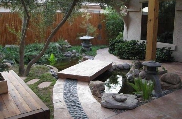 Casita avec cour de jardin zen