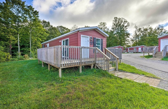 Cassopolis Cabin w/ On-Site Fishing Pier!