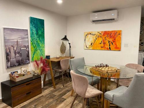 Castillo del Parque Stylish 2bed Calle Loiza Apartment