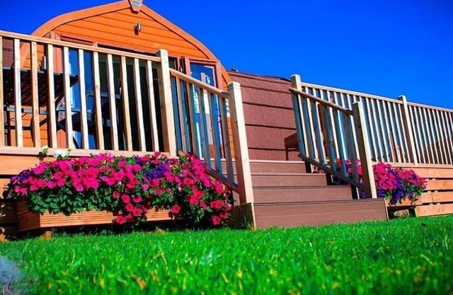 Castle Brae Pod with hot tub, Hayton, Near Hadrian's Wall and Talkin Tarn