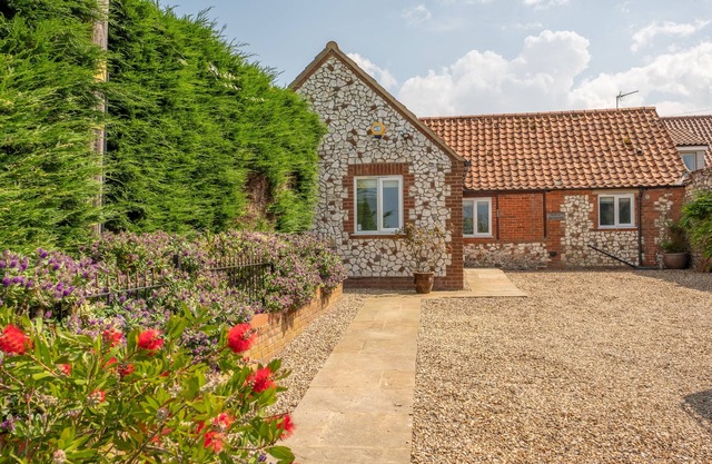 Castle Bungalow, Thornham, Norfolk