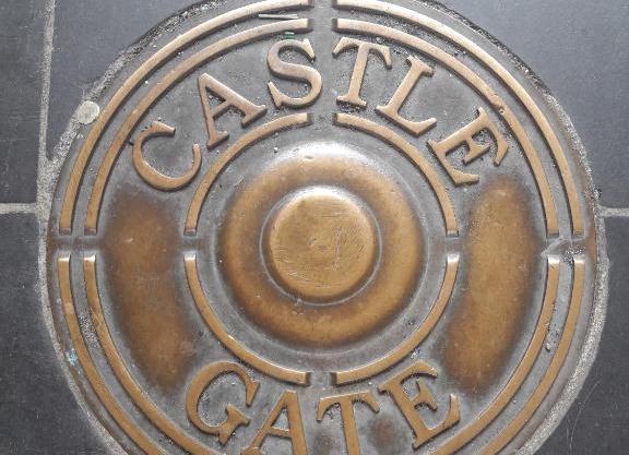 Castle Gate House Derry City Centre Townhouse