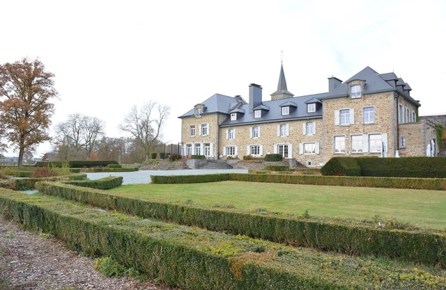 Magnifique Château à Libramont avec sauna