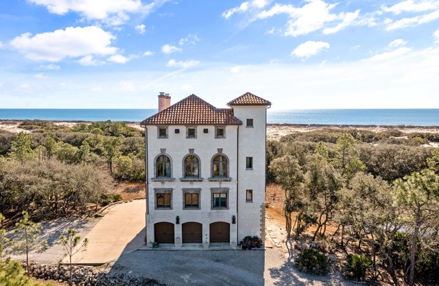 CASTLE in Fort Morgan- Dreams do come true!