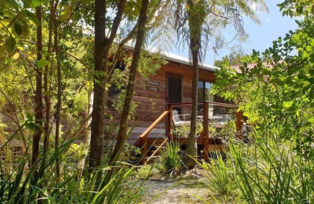 Casuarina Cottage - près de la ville - vue sur la montagne.