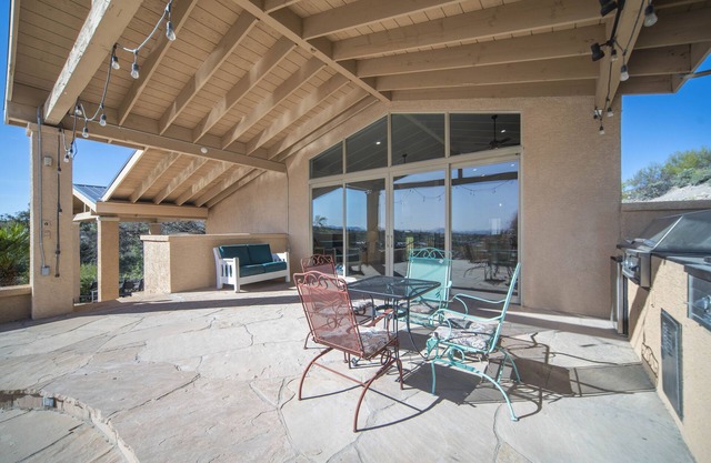 CATALINA FOOTHILLS MAGIC VIEWS