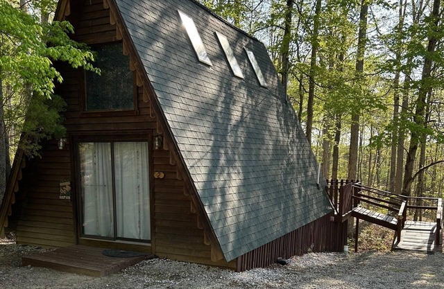 Cedar A Frame Chalet Cabin 2 situé sur le lac Patoka dans le sud de l'Indiana