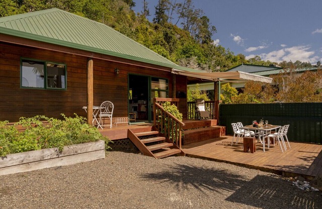 Cedar Cottage - Maison de vacances Tairua