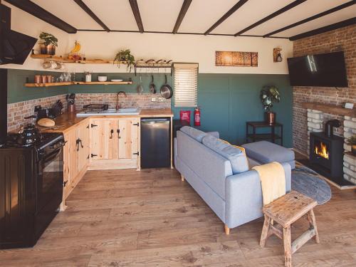 Cedar Lodge -Uk44425