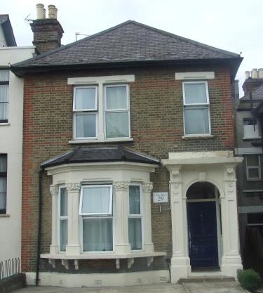 Cedars House Hotel