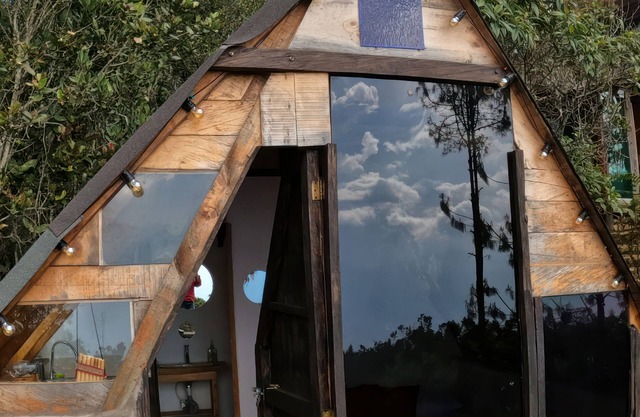 Celestial Chalet Wifi, Catamaran netting, Private Parking