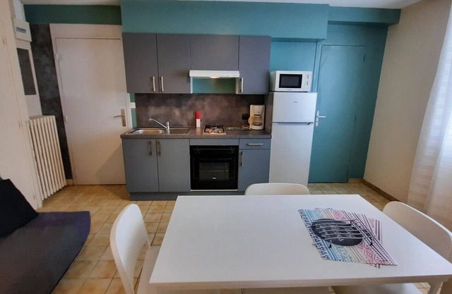 Appartement moderne T2 avec Wi-Fi en centre-ville, à proximité des Thermes de La Roche-Posay