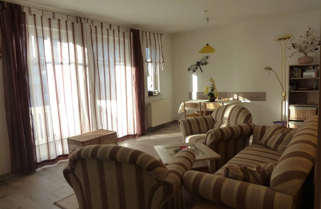 central, à 300m de la plage, rénové en 2015, Appartement Strandschlösschen II, WiFi