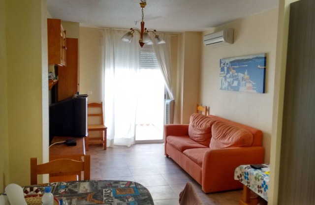 Appartement central, à 300m de la plage, a / c, wifi