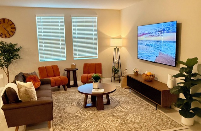 Auburndale Retreat: Getaway to Disney, Legoland, Universal & Lake Myrtle Complex
