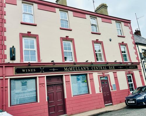Central Bar Guesthouse