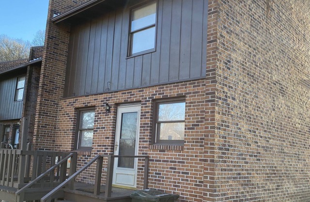Central Bristol Condo - 3 min from downtown and the casino!