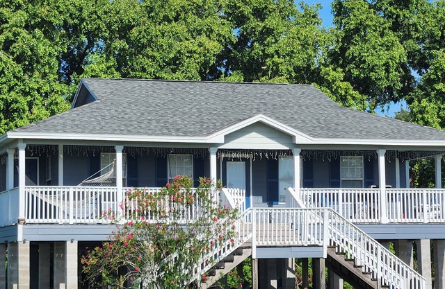Central Florida Vacation Stilt Home with pool!
