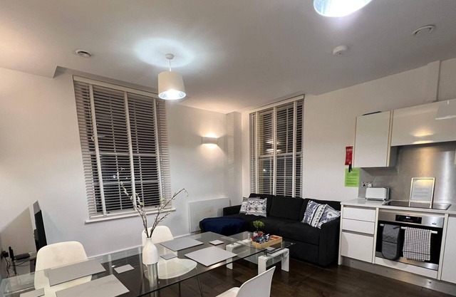 Central | Free Secure Parking | Relocating Families