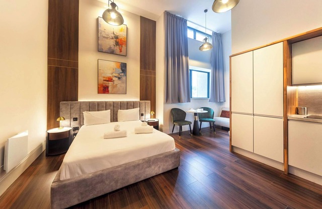 Central Hastings Contemporary Studio Apartment