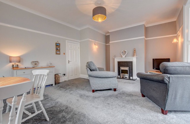 1st Floor-Appartement-Supérieure-Salle de bain privée séparée-Vue sur Parc