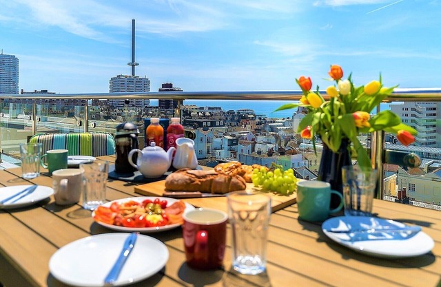 Penthouse central avec vue sur la mer et terrasses privées sur le toit