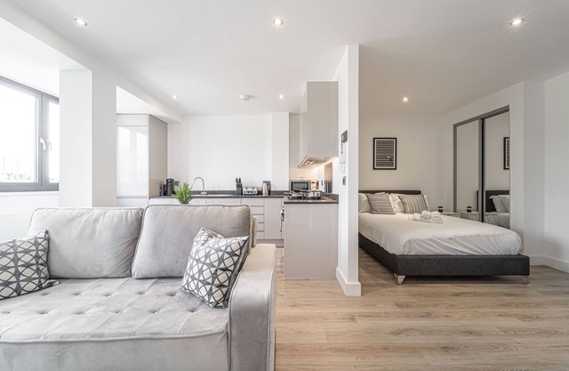 SevenStays Residences Solihull - NEC / Airport