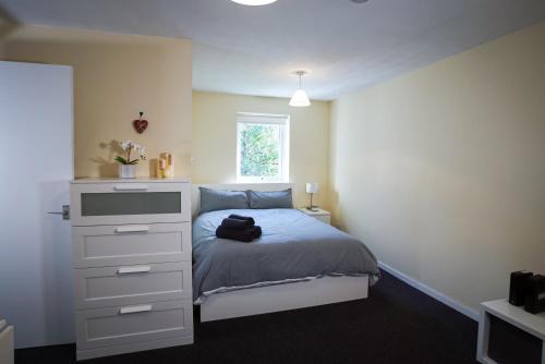 Central studio in quiet area in Newbury, self check-in