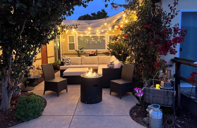 Centrally located in a quiet, safe neighborhood. Enjoy the hills of the valley