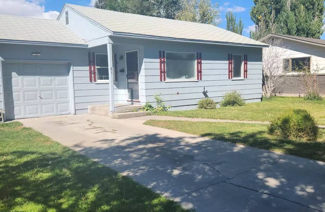 Centrally located Alamosa house - License No. 1430