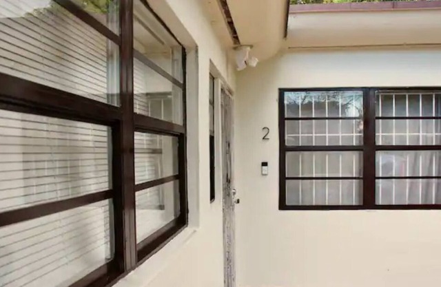 Centrally located Miami apartment.