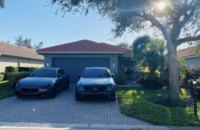 Centrally located Modern Lake-front House in the Heart of Estero