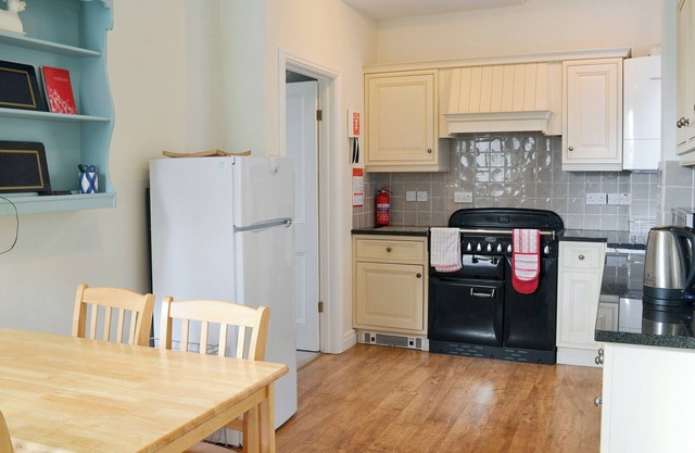 3 bedroom accommodation in Pickering