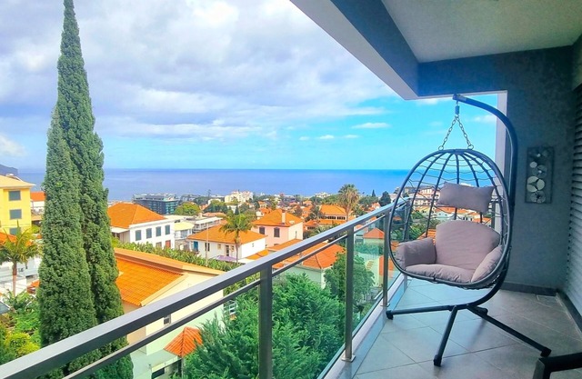 Centro Apartamento Grande Familiar con Vista Panorámica al mar y la Montaña