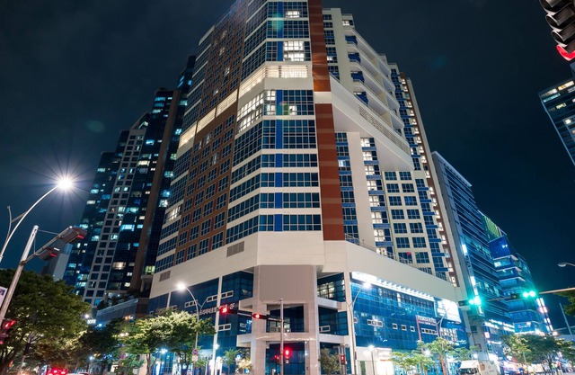 Centum Suite Hotel