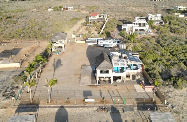 Cerritos Beach Palace pour un grand groupe sur la propriété en bord de mer