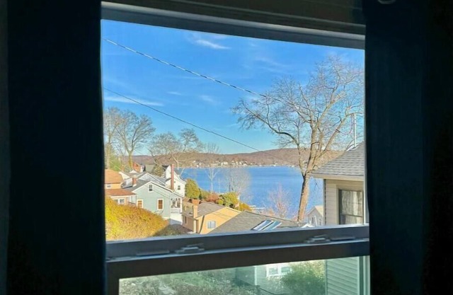 C’est La Vie Lakeview 1br with dock access!