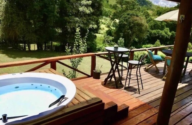 Chalet Corner Seriema !
