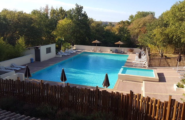 Chalet 2 Sud Ardèche avec piscine et animations l'été