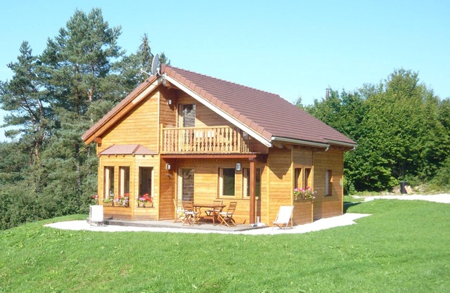 Chalet 4**** classé "Gite de Charme" pour se reposer à 400 mètres Lac de Chalain